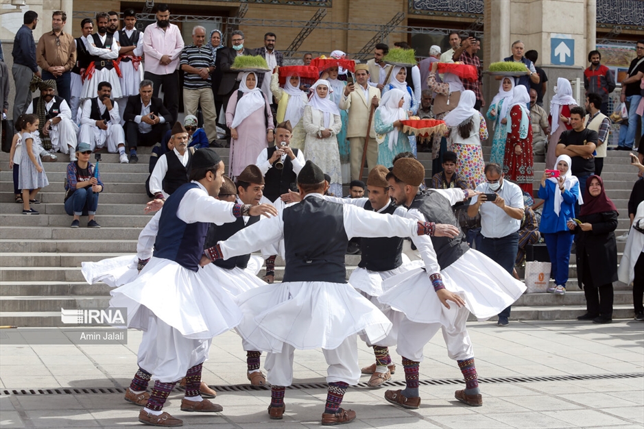 نمایشگاه «روستا آباد»