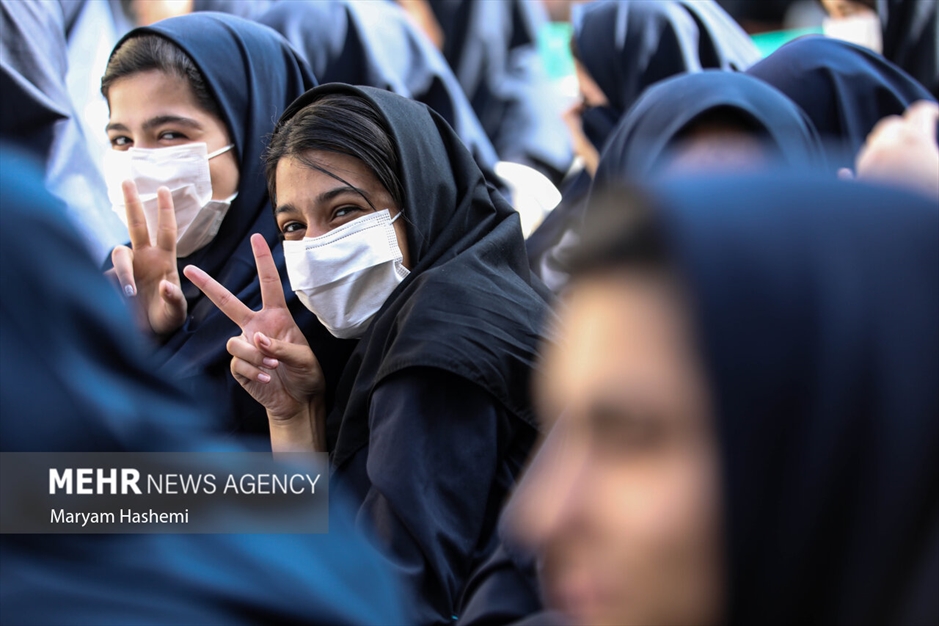 مراسم جشن عاطفه‌ها با حضور وزیر آموزش و پرورش