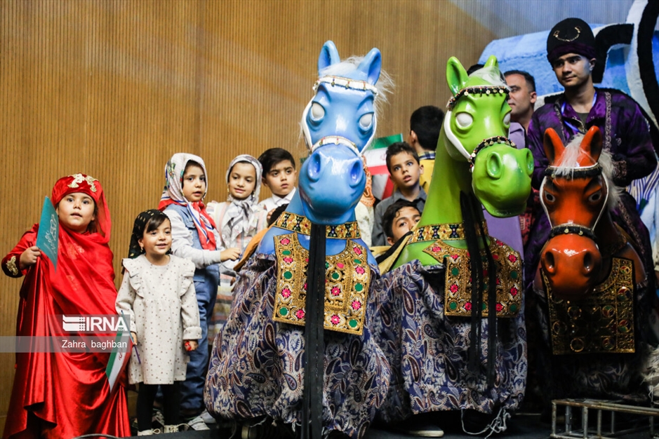 افتتاحیه سی‌وپنجمین جشنواره فیلم‌های کودکان‌ونوجوانان