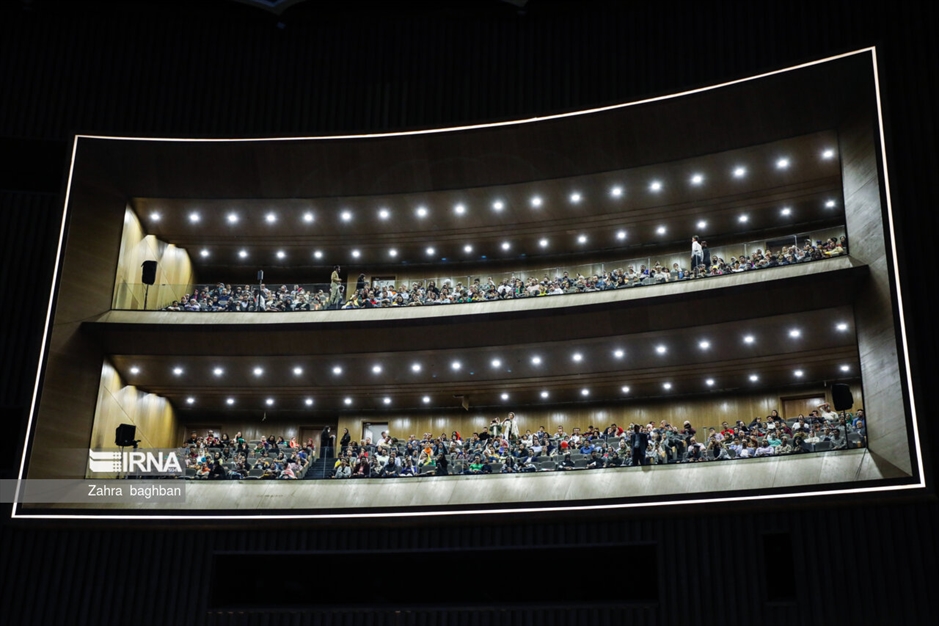 افتتاحیه سی‌وپنجمین جشنواره فیلم‌های کودکان‌ونوجوانان