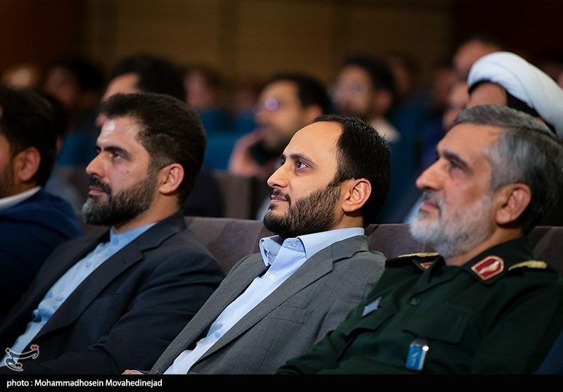 مراسم رونمایی از مستند پرچمدار