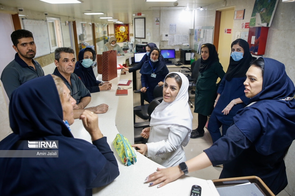 بازدید وزیر بهداشت از بیمارستان کودکان مفید