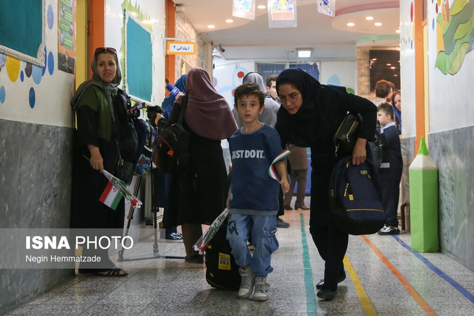 مراسم آغاز سال تحصیلی با حضور وزیر تعاون، کار و رفاه اجتماعی