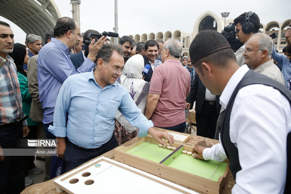 نمایشگاه «روستا آباد»