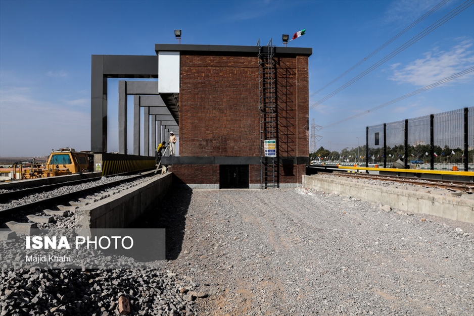 متروی پرند در ایستگاه پایانی افتتاح