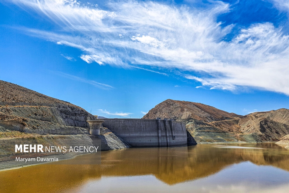خشک شدن سد بارزو شیروان