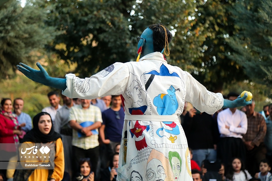 تئاترخیابانی مریوان