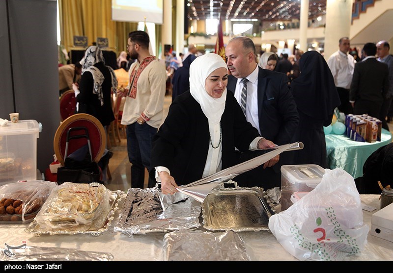 افتتاحیه بازارچه خیریه انجمن دیپلماتیک بانوان