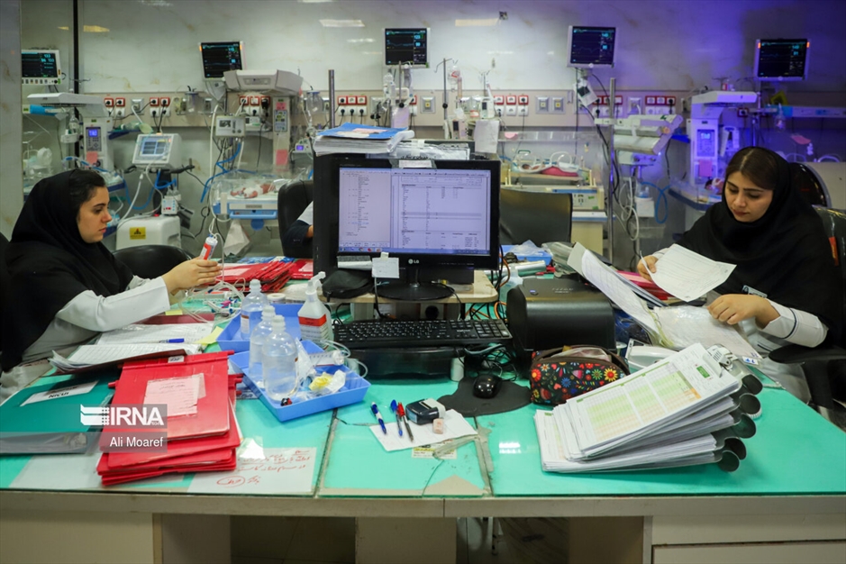 لباس سپید ایثار