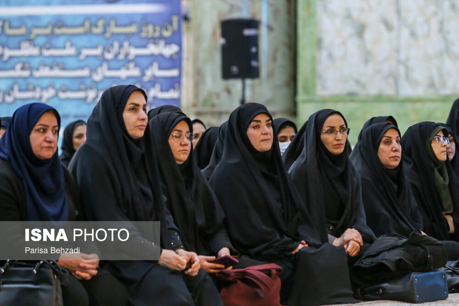 تجدید میثاق دست اندر کاران هفته کتاب با امام راحل