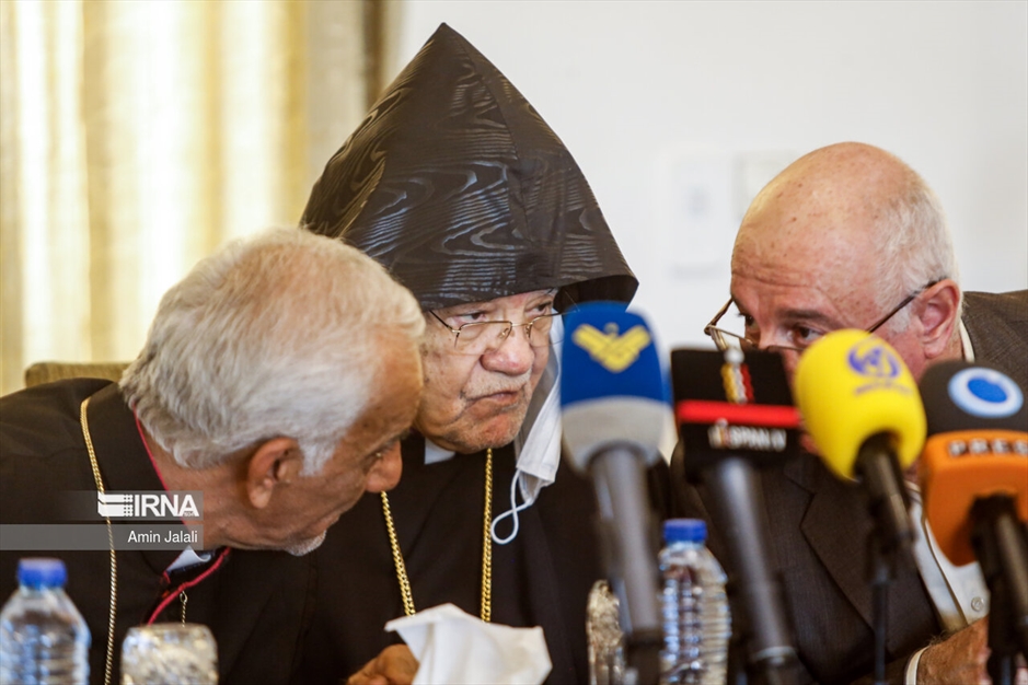 نشست خبری رهبران اقلیت‌های دینی