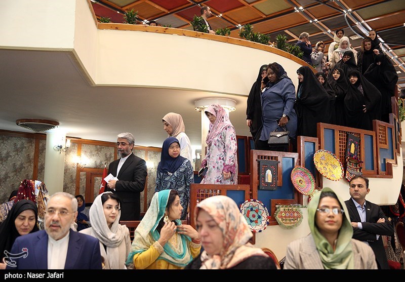 افتتاحیه بازارچه خیریه انجمن دیپلماتیک بانوان