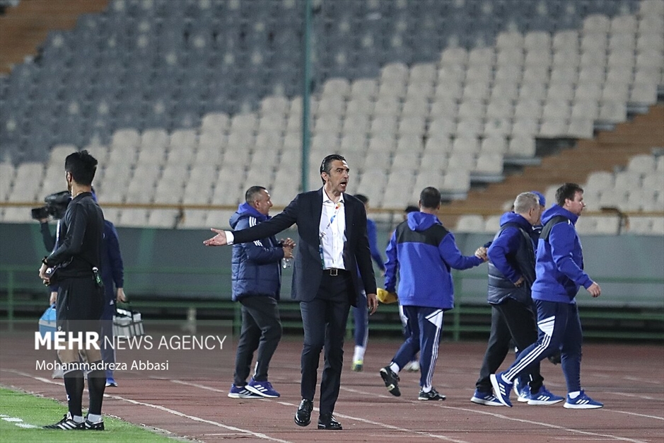 دیدار تیم های فوتبال نساجی مازندران و نوبهار ازبکستان