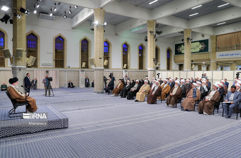 دیدار اعضای ستاد برگزاری کنگره بین‌المللی بزرگداشت علامه طباطبائی با رهبر انقلاب