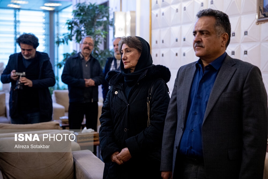 بازگشت پیکر محمدعلی اسلامی ندوشن به ایران