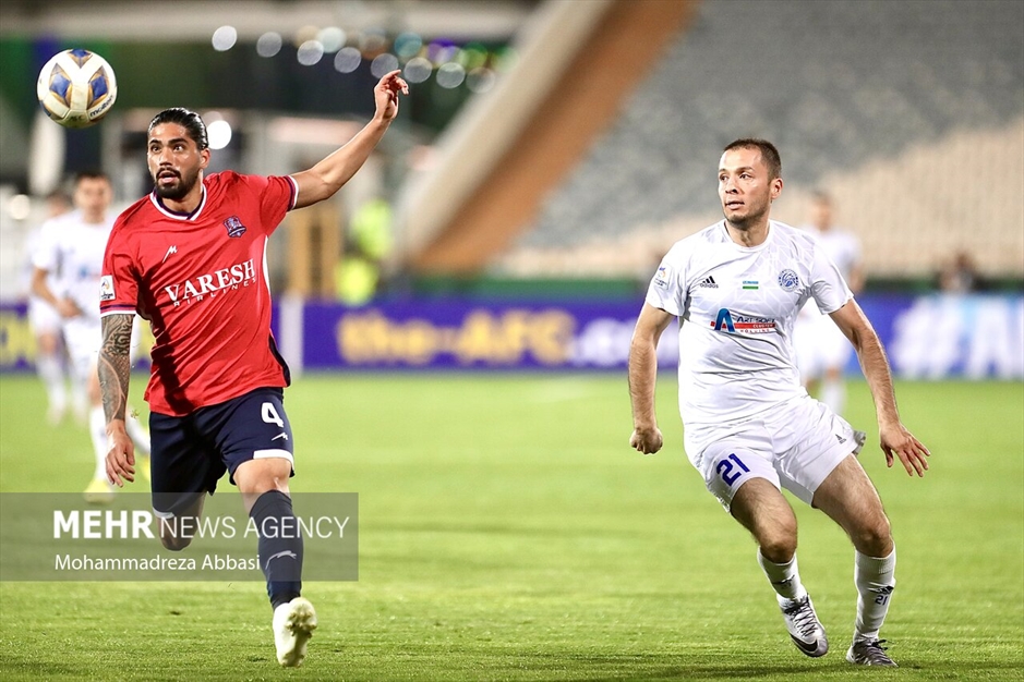 دیدار تیم های فوتبال نساجی مازندران و نوبهار ازبکستان