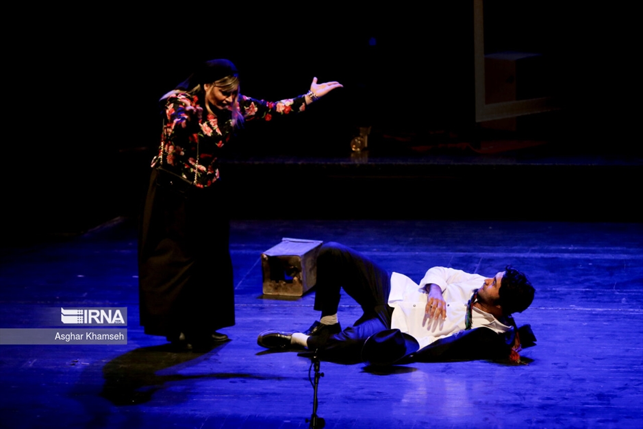 کنسرت نمایش « قصه ترانه های ماندگار»