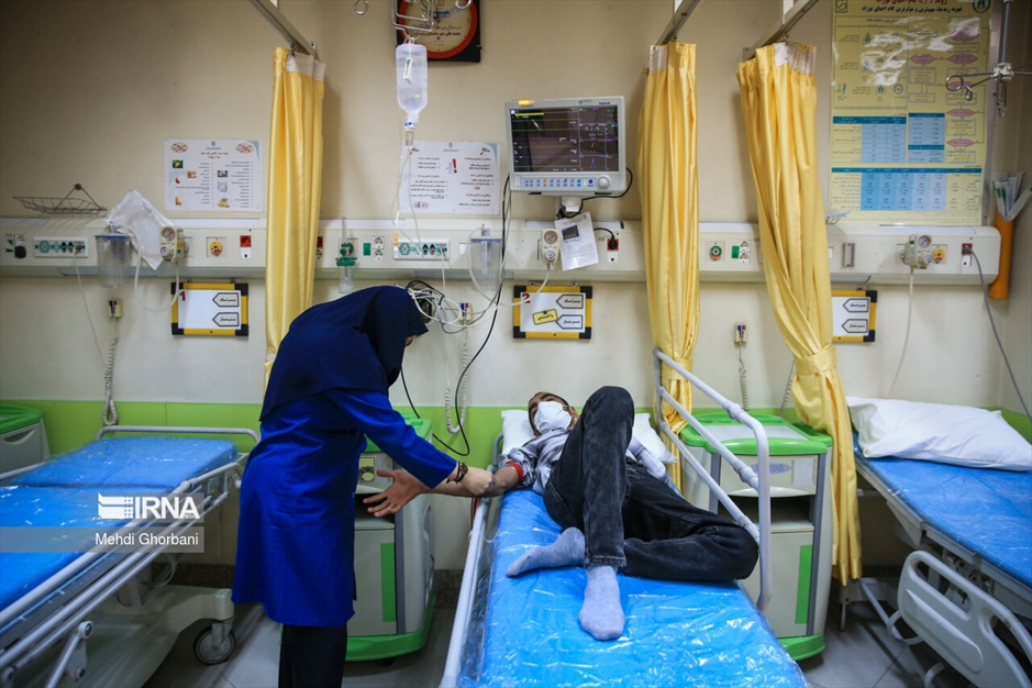 لباس سپید ایثار