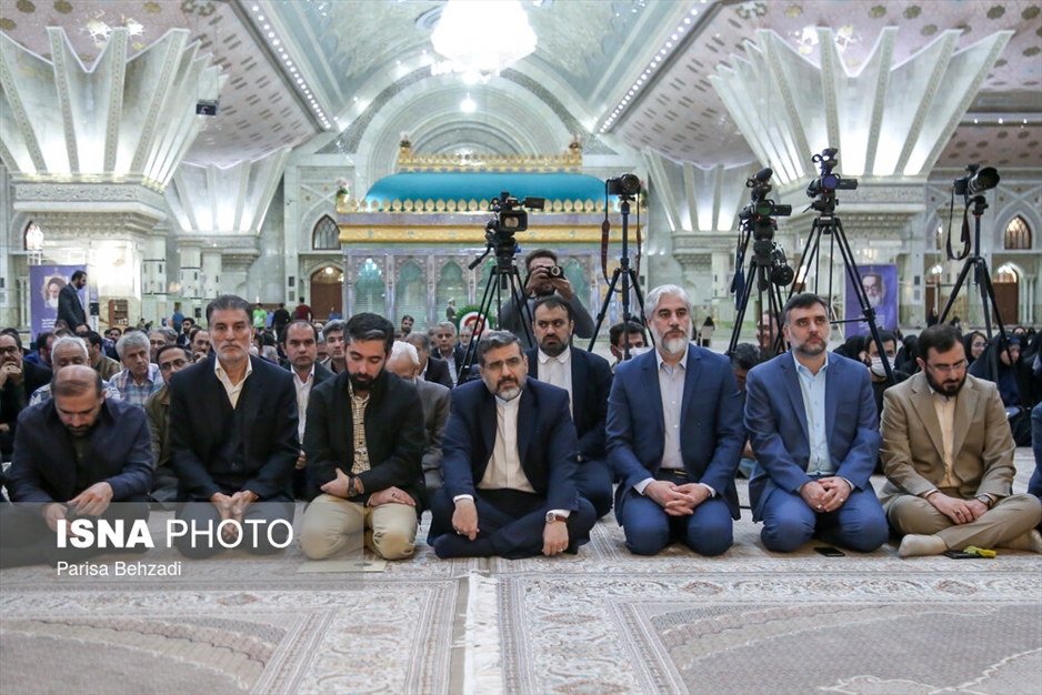 تجدید میثاق دست اندر کاران هفته کتاب با امام راحل