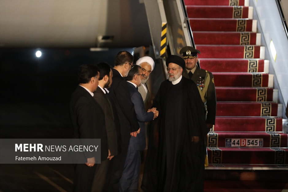 استقبال از رئیس جمهور در بازگشت از سفر به تاجیکستان و ازبکستان 