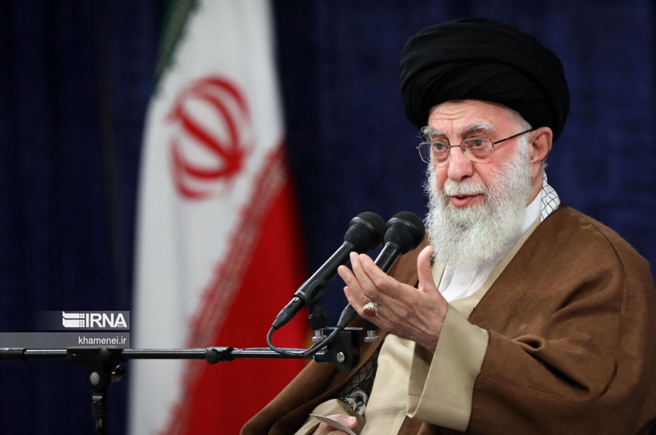 دیدار اعضای ستاد برگزاری کنگره بین‌المللی بزرگداشت علامه طباطبائی با رهبر انقلاب