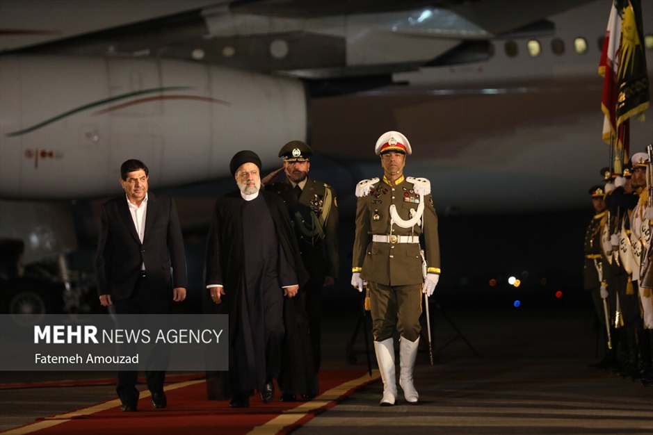 استقبال از رئیس جمهور در بازگشت از سفر به تاجیکستان و ازبکستان 