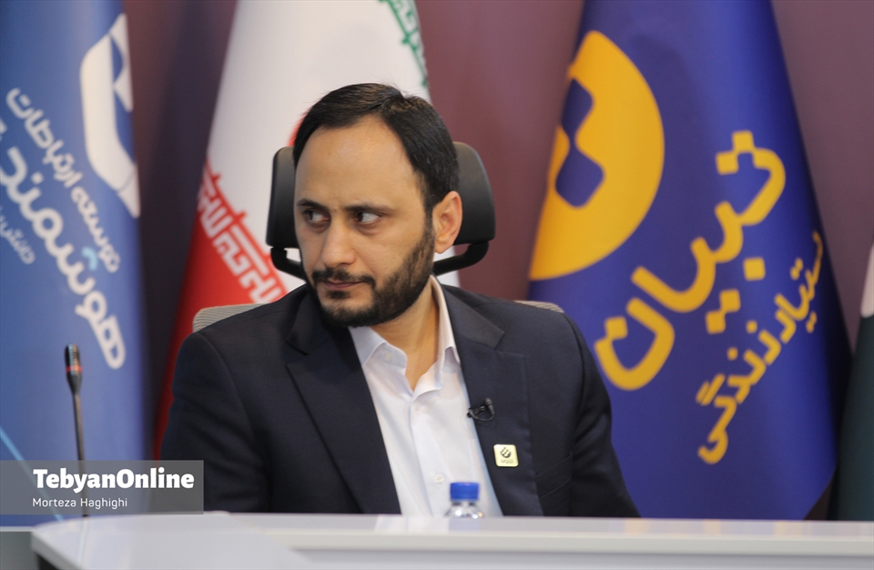 بازدید سخنگو و دبیر هیات دولت  از موسسه تبیان 