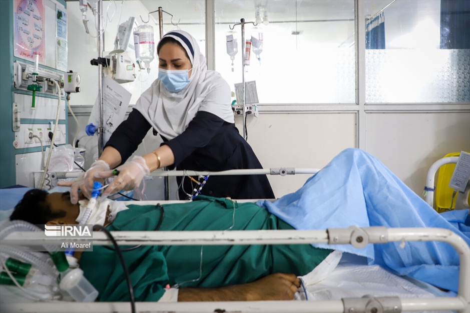 لباس سپید ایثار