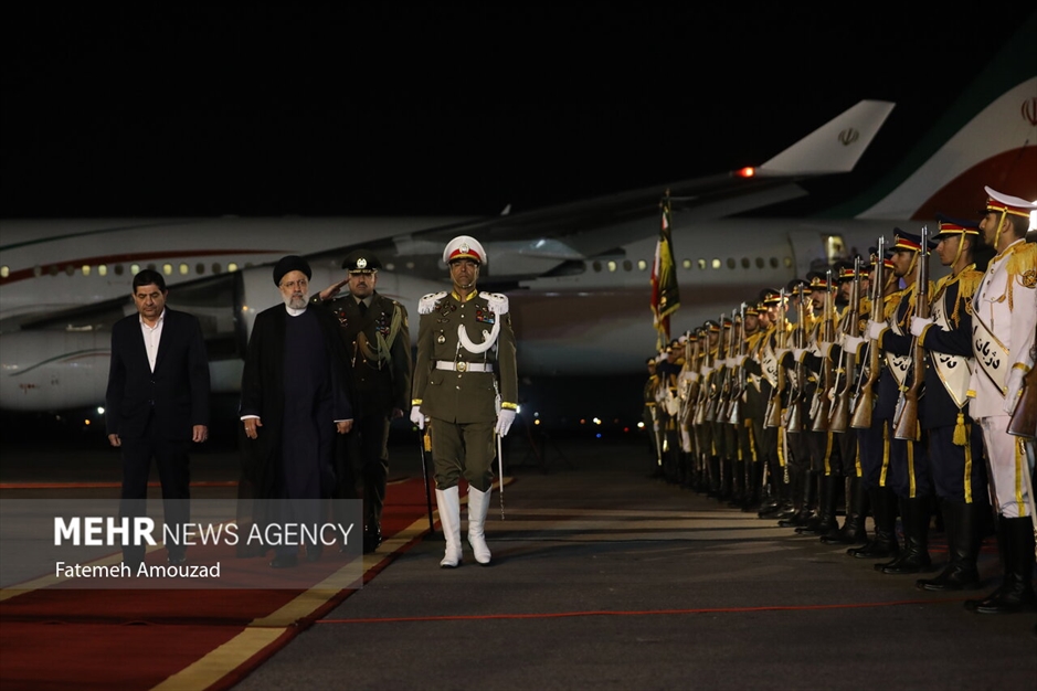 استقبال از رئیس جمهور در بازگشت از سفر به تاجیکستان و ازبکستان 