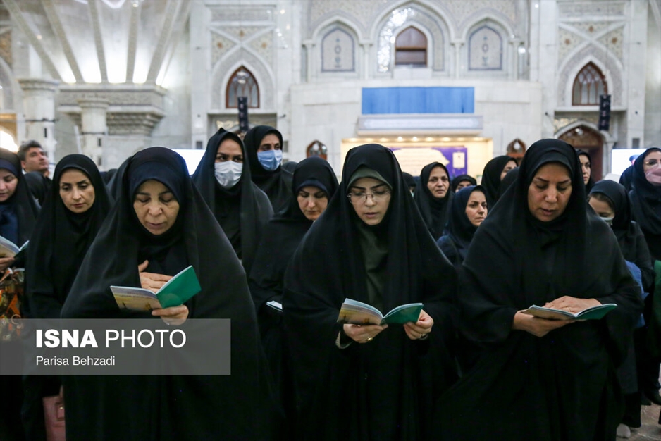 تجدید میثاق دست اندر کاران هفته کتاب با امام راحل