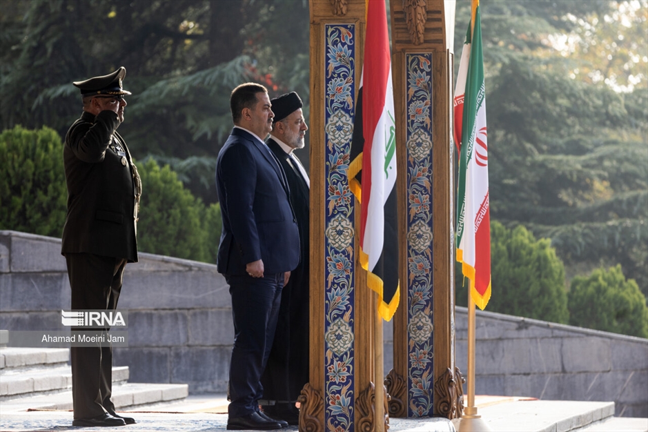 استقبال رسمی از نخست وزیر عراق