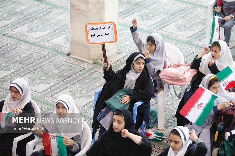 همایش بزرگ سروهای کوچک