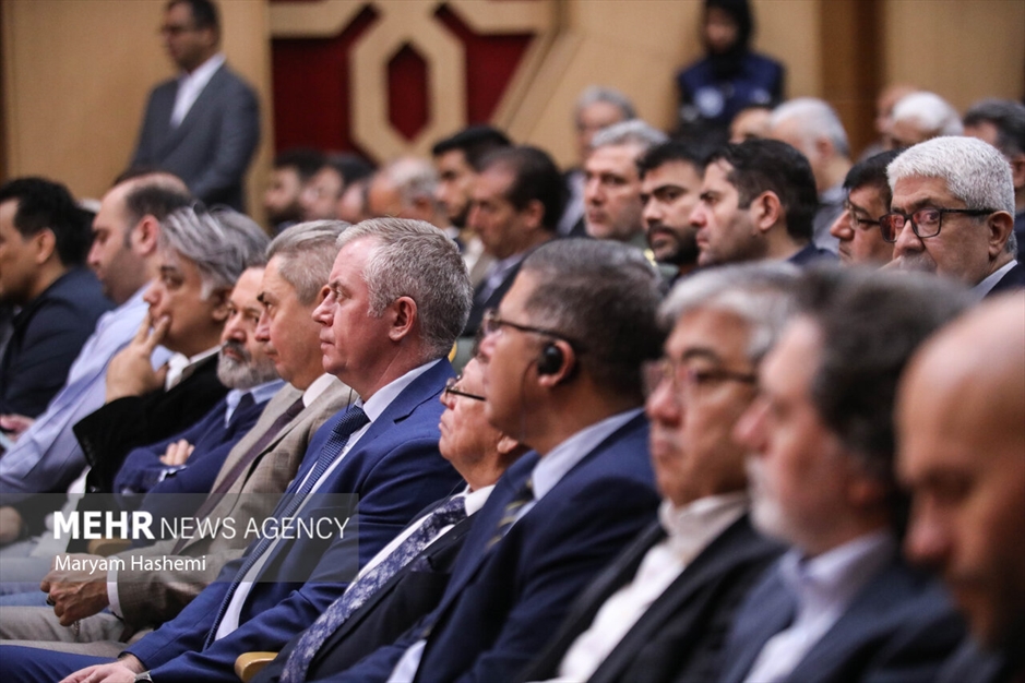 افتتاحیه نمایشگاه عمومی یاریگران زندگی