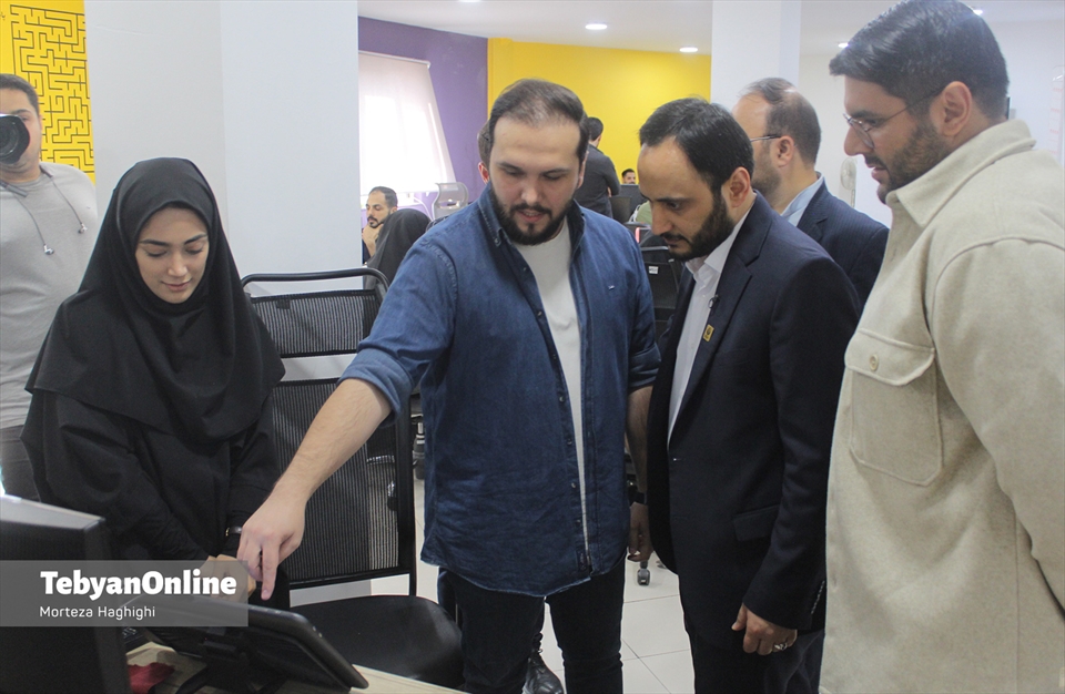 بازدید سخنگو و دبیر هیات دولت  از موسسه تبیان 