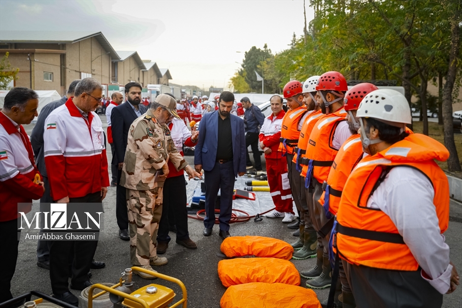 مراسم تجهیز مراکز عملیاتی شعب جمعیت هلال احمر استان تهران