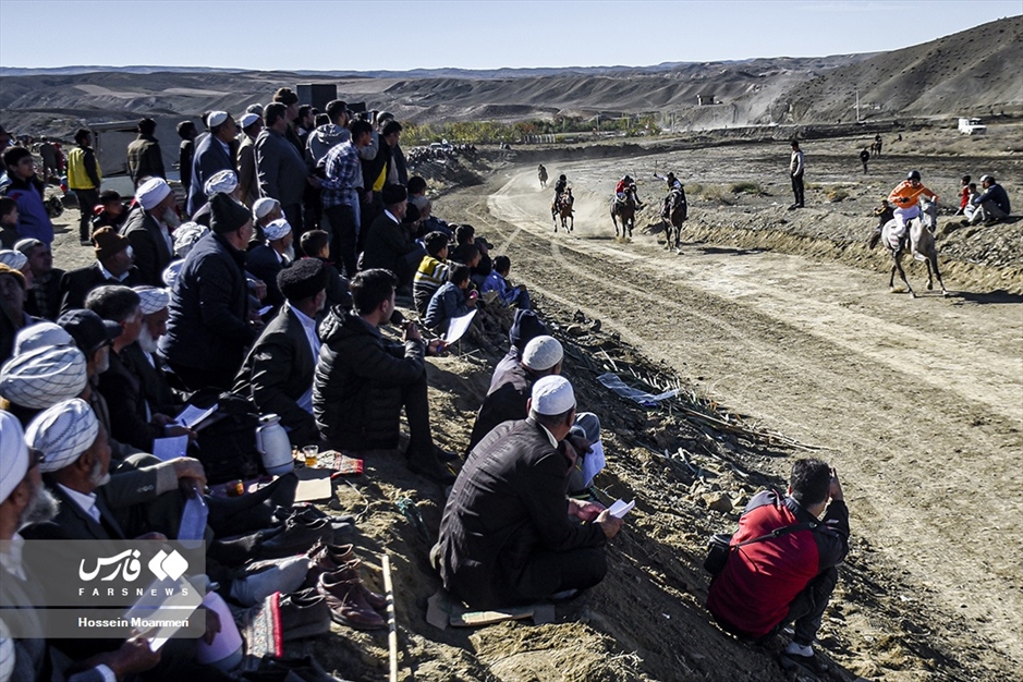کورس اسب سواری پاییزه «جَرگلان»