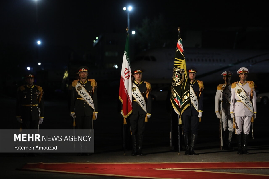 استقبال از رئیس جمهور در بازگشت از سفر به تاجیکستان و ازبکستان 