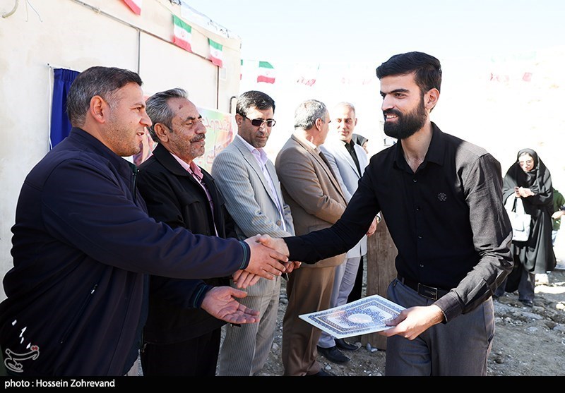 ساخت مدرسه بجای کانکس