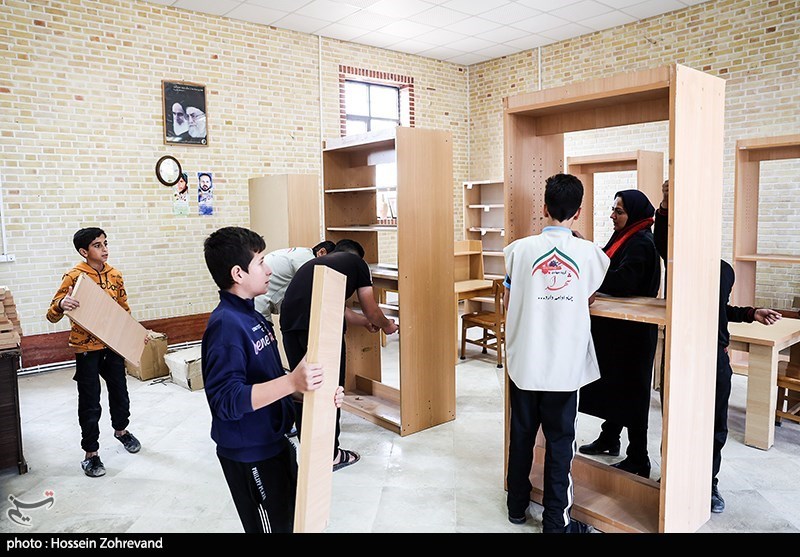 افتتاح کتابخانه گروه جهادی شهدا با مشارکت خبرگزاری تسنیم