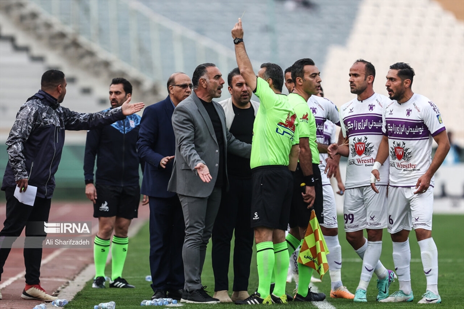 لیگ برتر فوتبال- پرسپولیس و هوادار