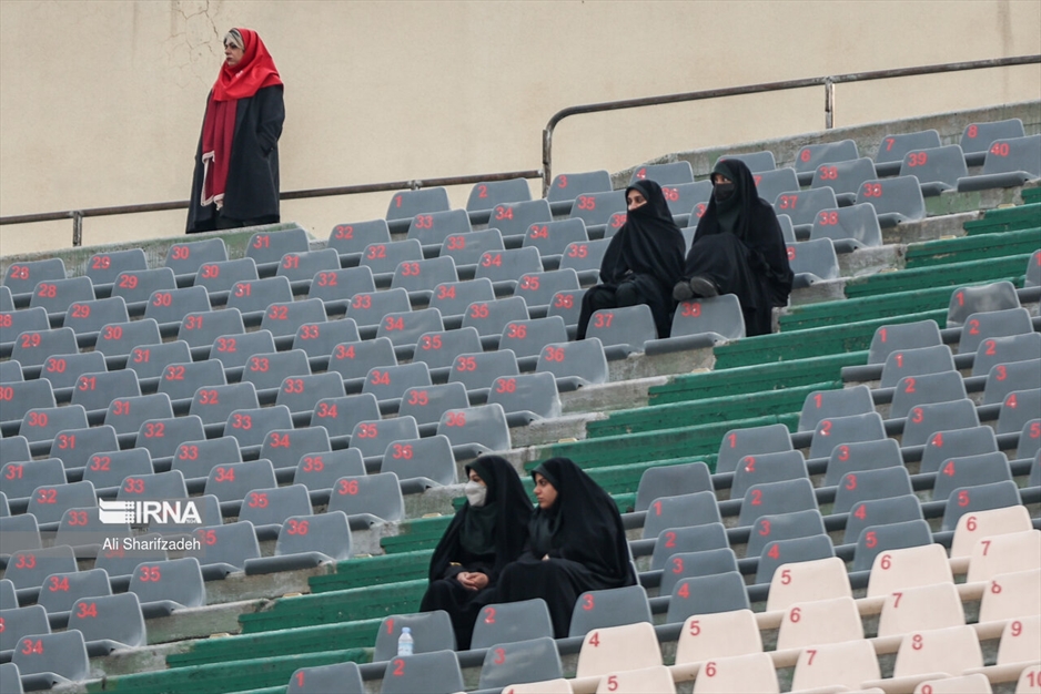 لیگ برتر فوتبال- پرسپولیس و هوادار