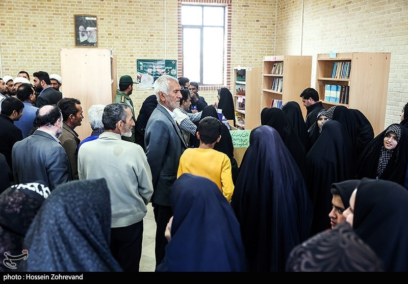 افتتاح کتابخانه گروه جهادی شهدا با مشارکت خبرگزاری تسنیم