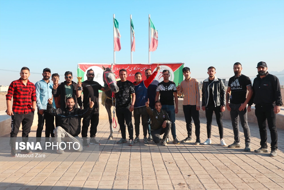 دهمین هفته کورس پاییزه اسب دوانی یزد