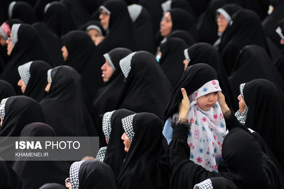 دیدار هزاران نفر از بسیجیان با رهبر معظم انقلاب
