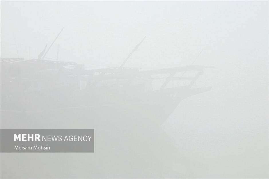 مه صبحگاهی در آبادان و خرمشهر