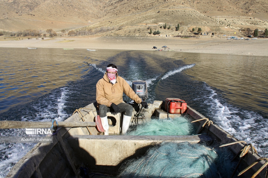  ماهیگیری در سَد