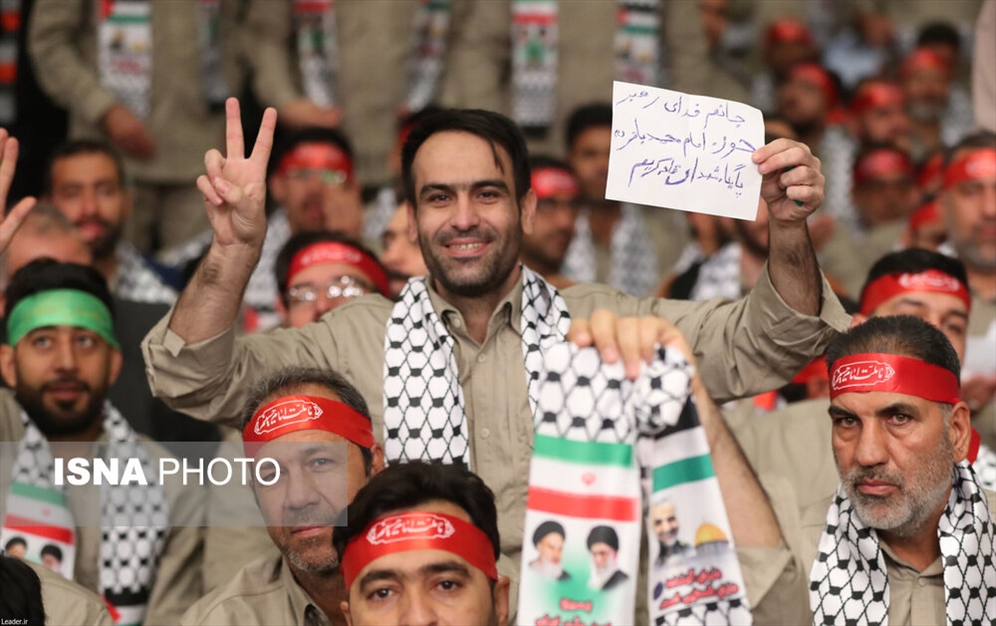 دیدار هزاران نفر از بسیجیان با رهبر معظم انقلاب