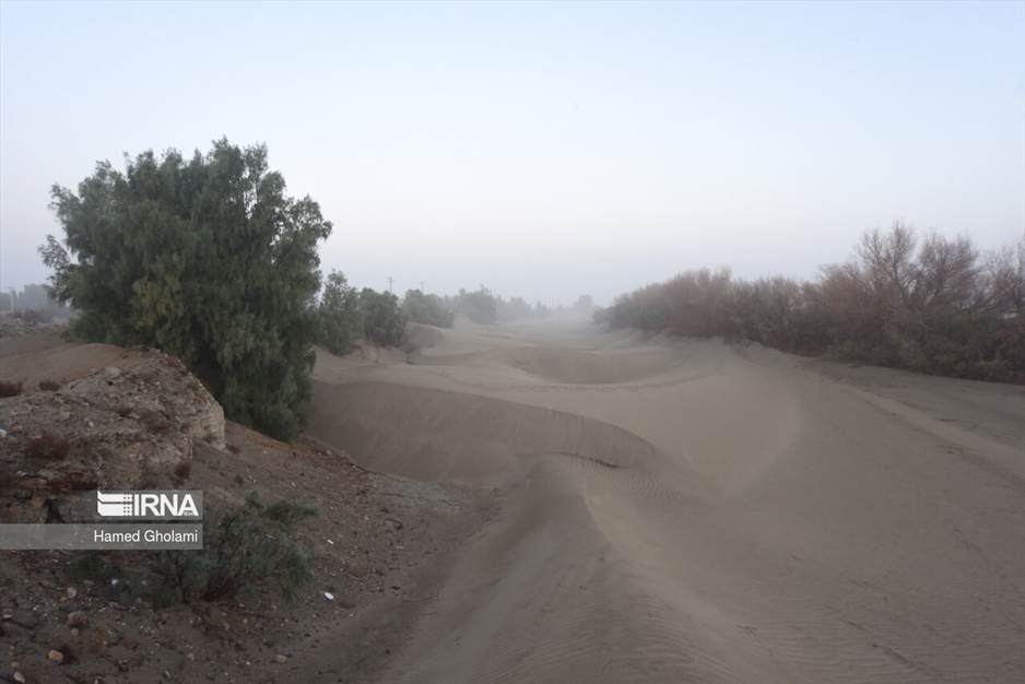 مه در گذر از سیستان