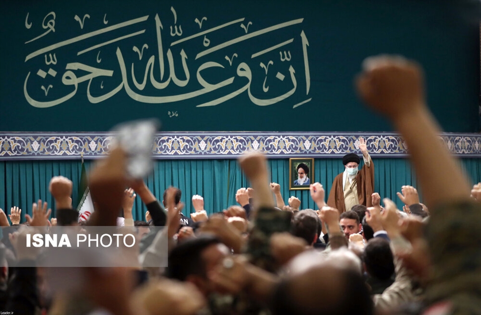 دیدار هزاران نفر از بسیجیان با رهبر معظم انقلاب