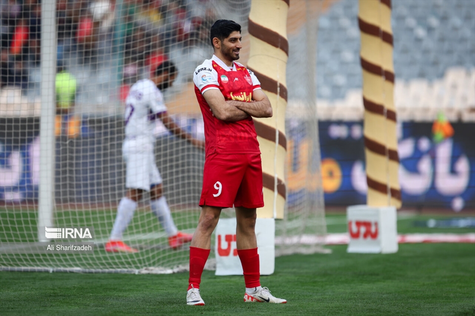 لیگ برتر فوتبال- پرسپولیس و هوادار